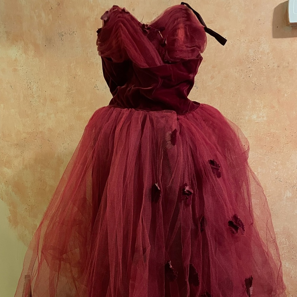 Vintage Maroon Formal Dress with flowers. XS